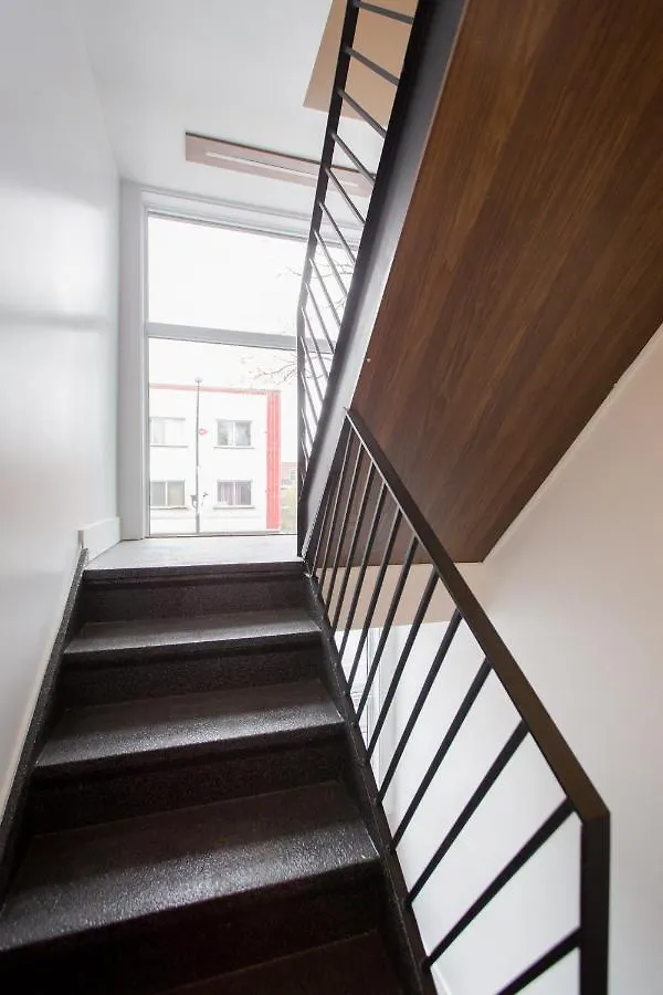 The Santamaria Golden Palms Studio By Den Stays Montreal 0*,